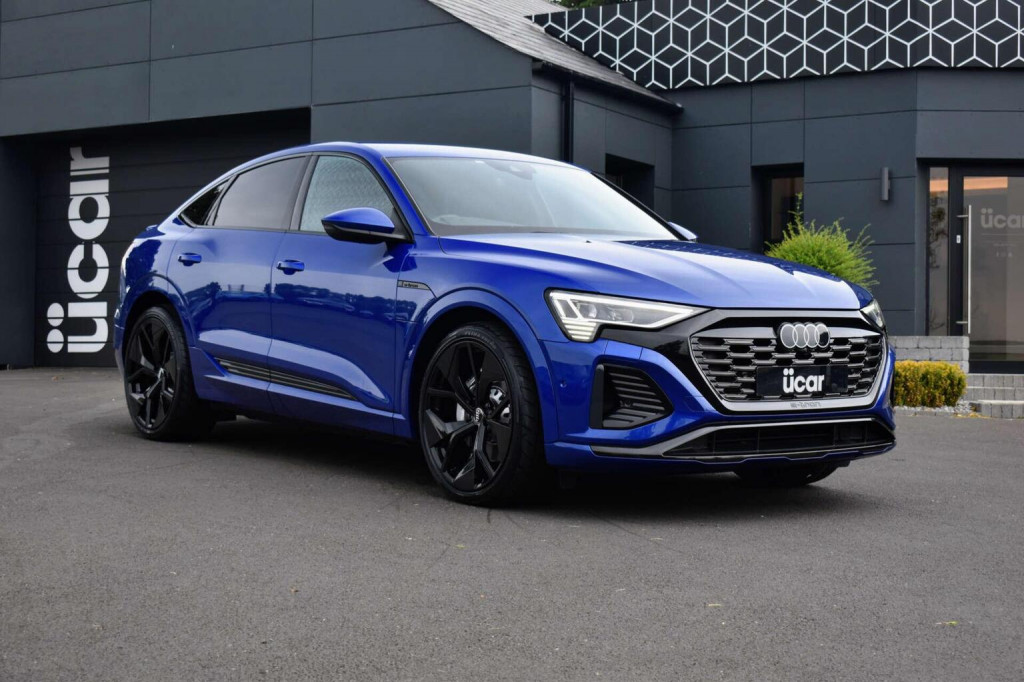 2023 Audi Q8 E-tron